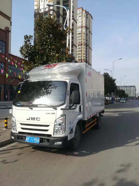 汉中搬家公司-箱式货车搬家